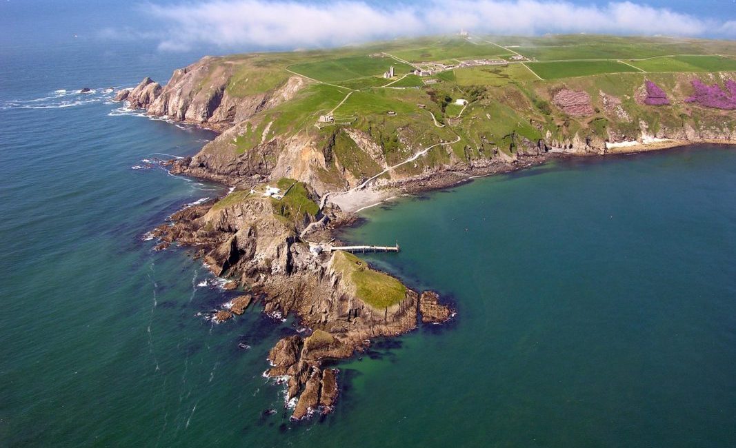Visit Lundy - Turn a day trip into a relaxing break.
